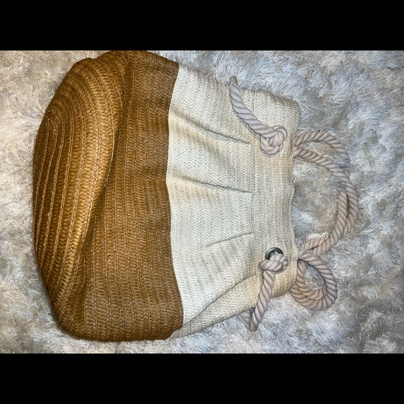 Purse - Picture 7 of 9